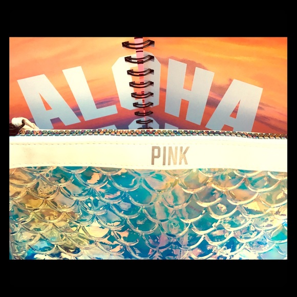 🏖VS Pink “MERMAID vacation” Lot - Picture 3 of 5